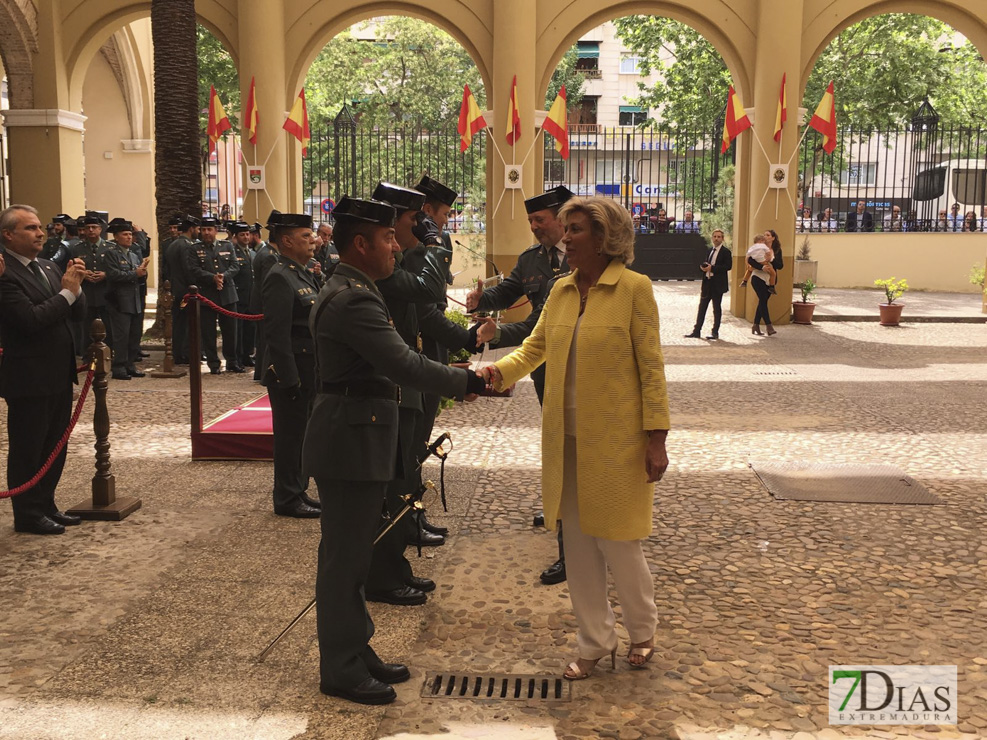 El general de brigada José Antonio Hurtado se despide de la bandera