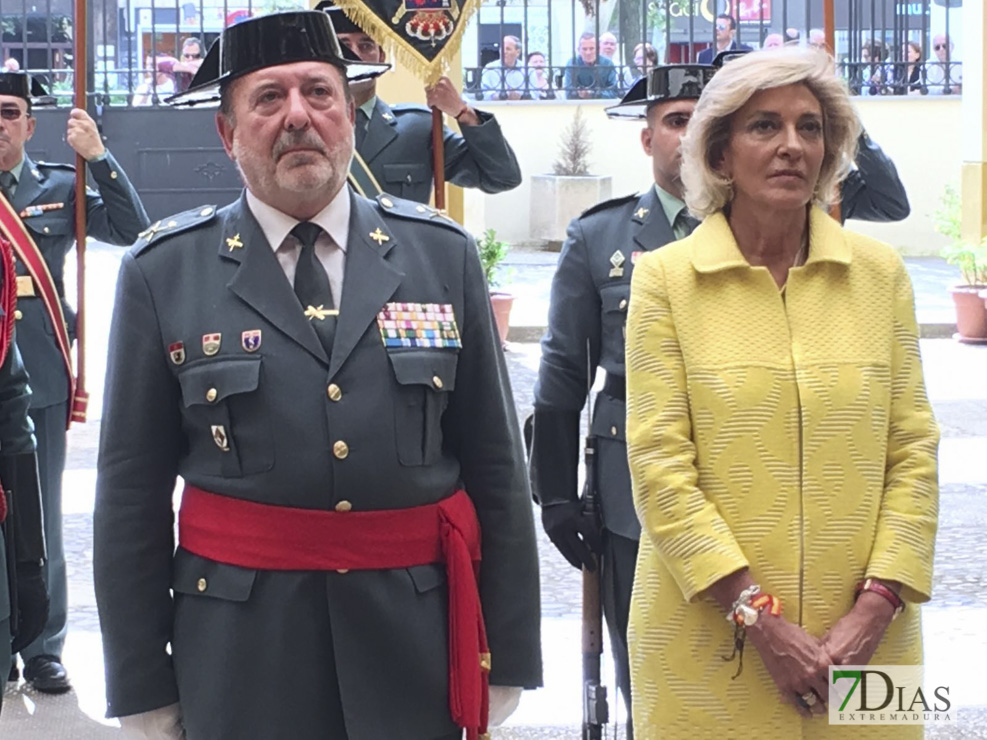 El general de brigada José Antonio Hurtado se despide de la bandera