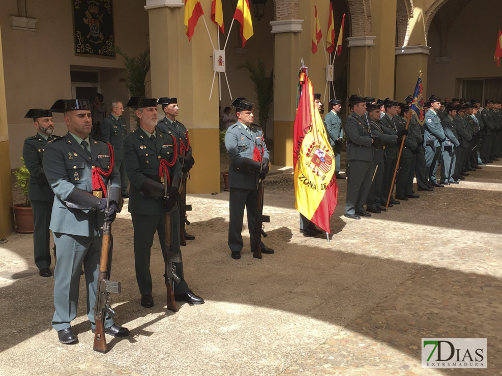 El general de brigada José Antonio Hurtado se despide de la bandera