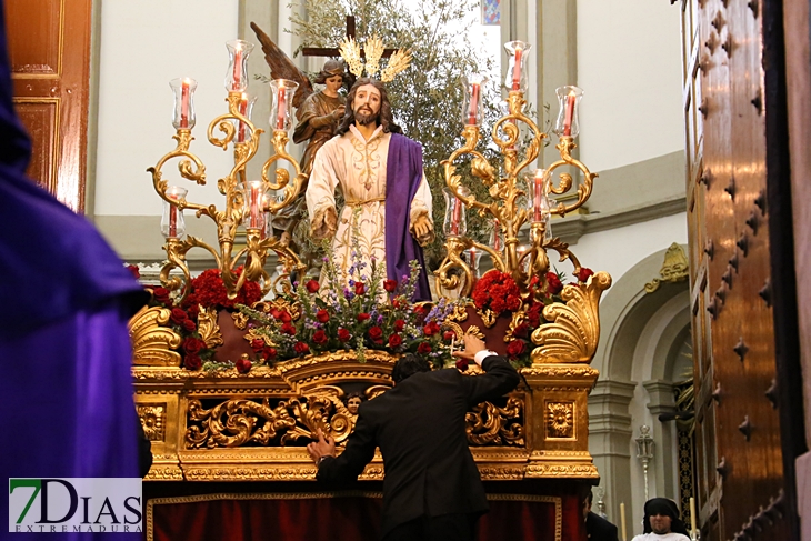 Imágenes del Lunes Santo en Badajoz