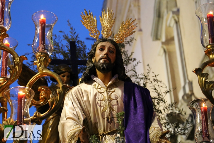 Imágenes del Lunes Santo en Badajoz