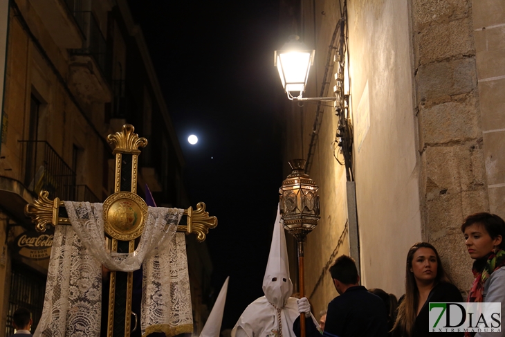 Imágenes del Lunes Santo en Badajoz