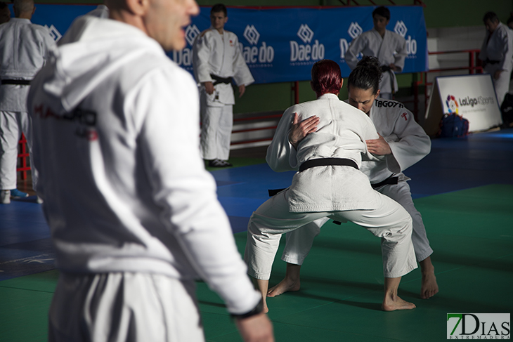 Extremadura consigue dos medallas en el nacional de Kata