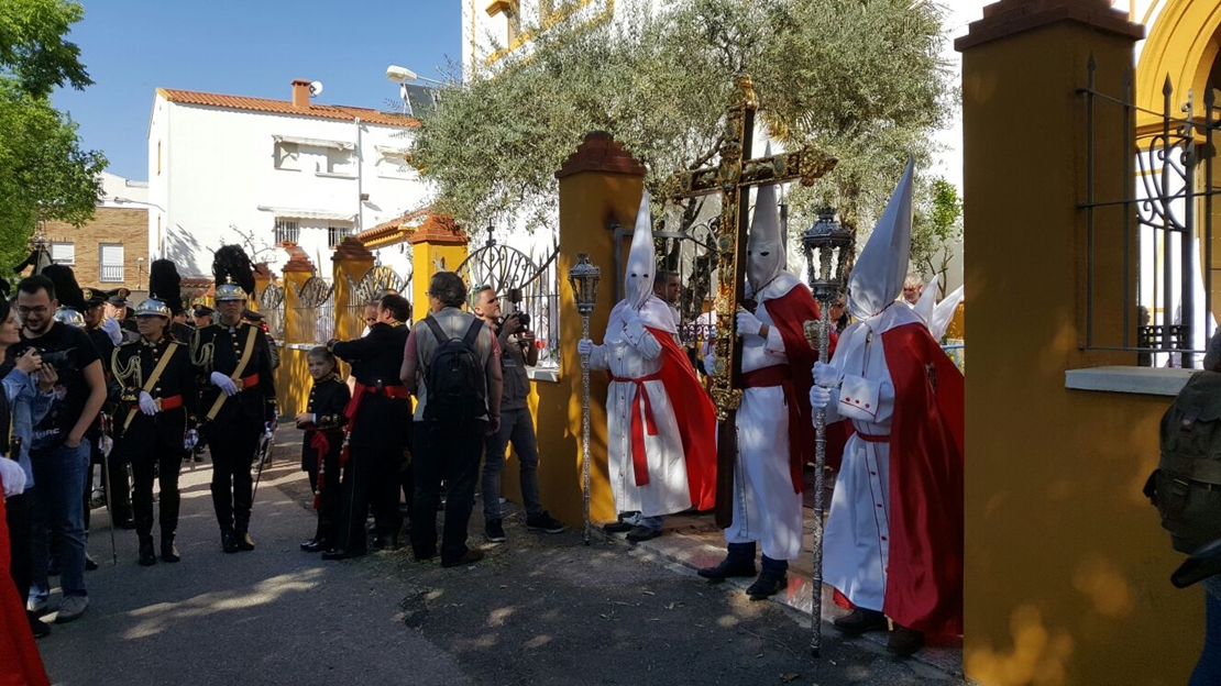 Así está el ambiente en San Roque (Badajoz) para seguir a la Borriquita