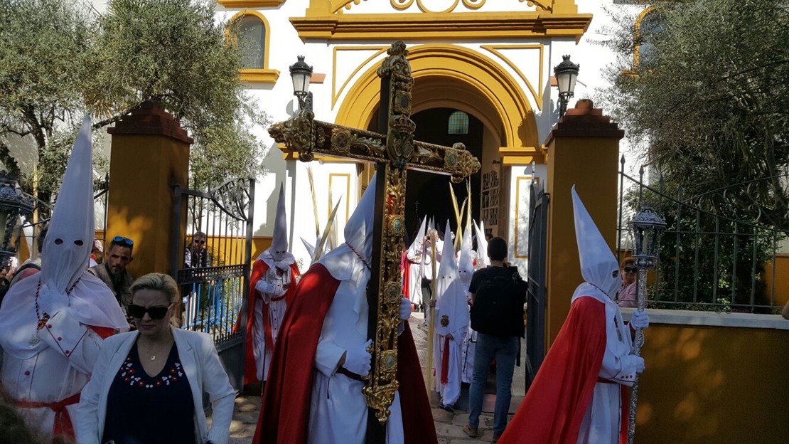 Así está el ambiente en San Roque (Badajoz) para seguir a la Borriquita