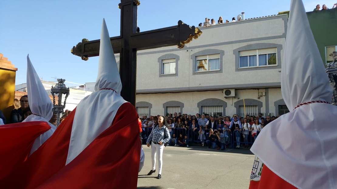 Así está el ambiente en San Roque (Badajoz) para seguir a la Borriquita