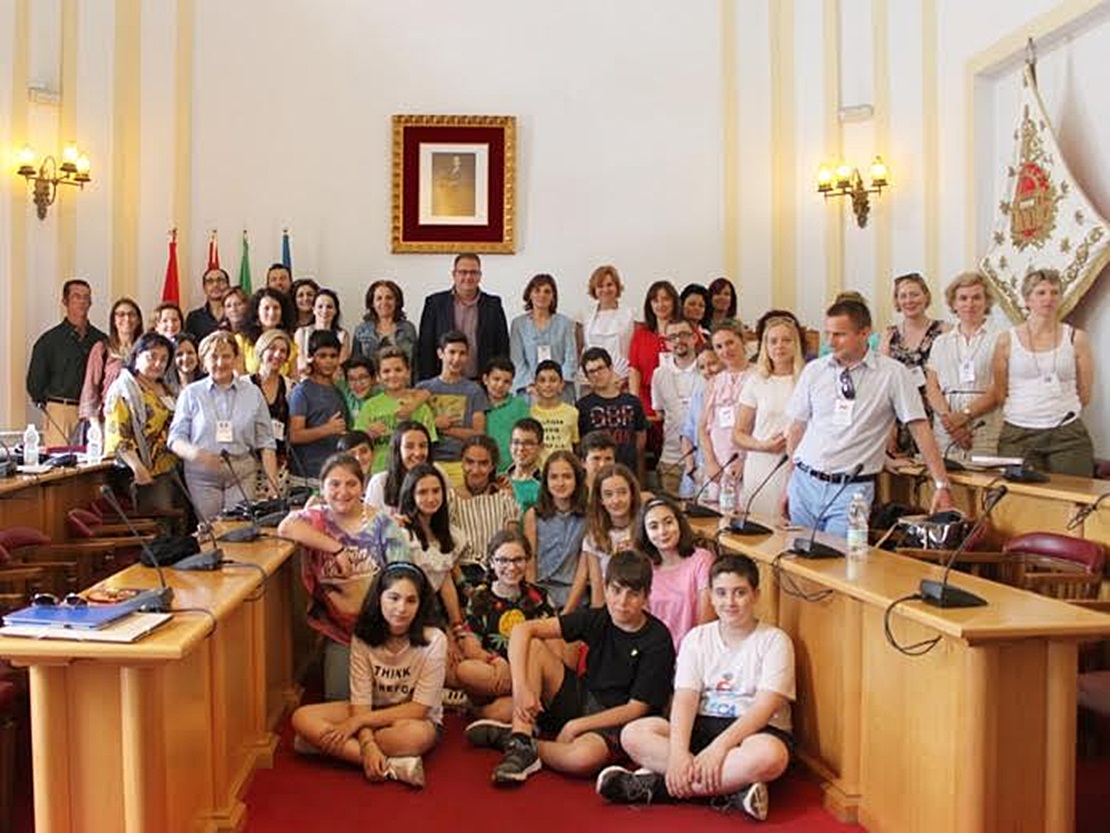 Colegios de ocho países europeos visitan Mérida