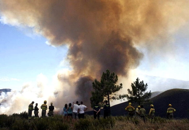 Más de 800 personas trabajarán durante la época de peligro alto de incendios