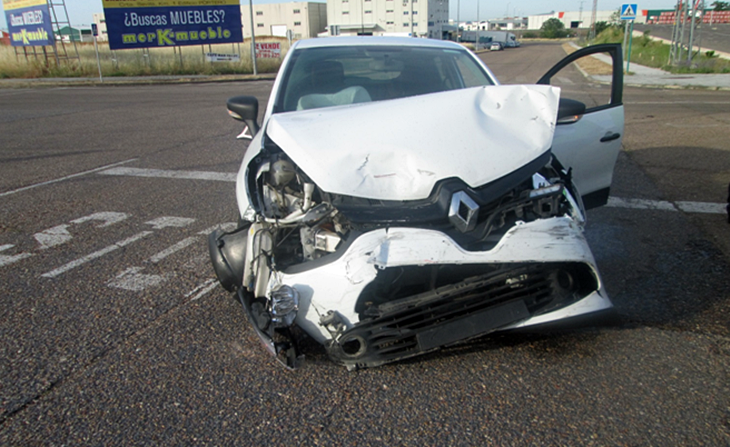 Herida en un accidente de tráfico en el polígono El Nevero