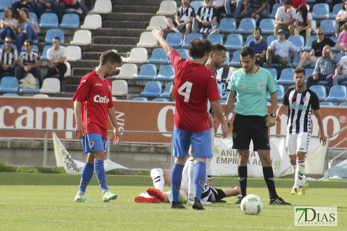 Imágenes del CD Badajoz - Bergantiños