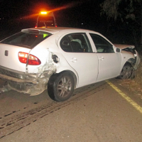 Un conductor se da a la fuga tras sufrir un accidente en Badajoz