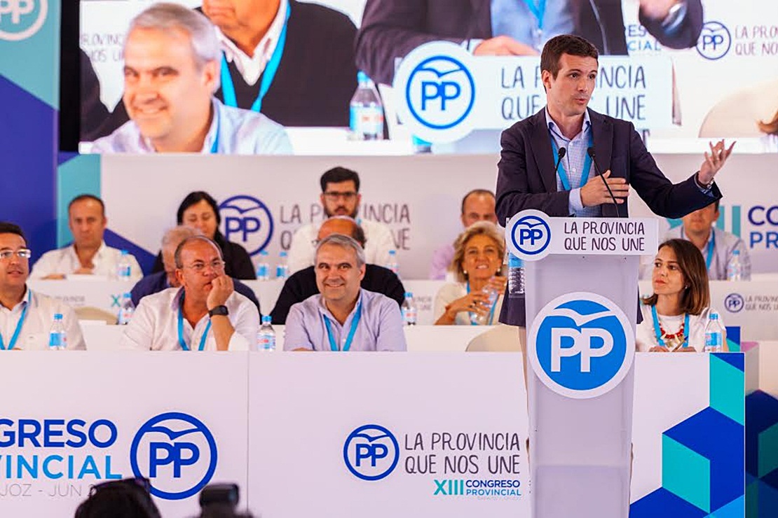 Fragoso, reelegido presidente del PP de Badajoz