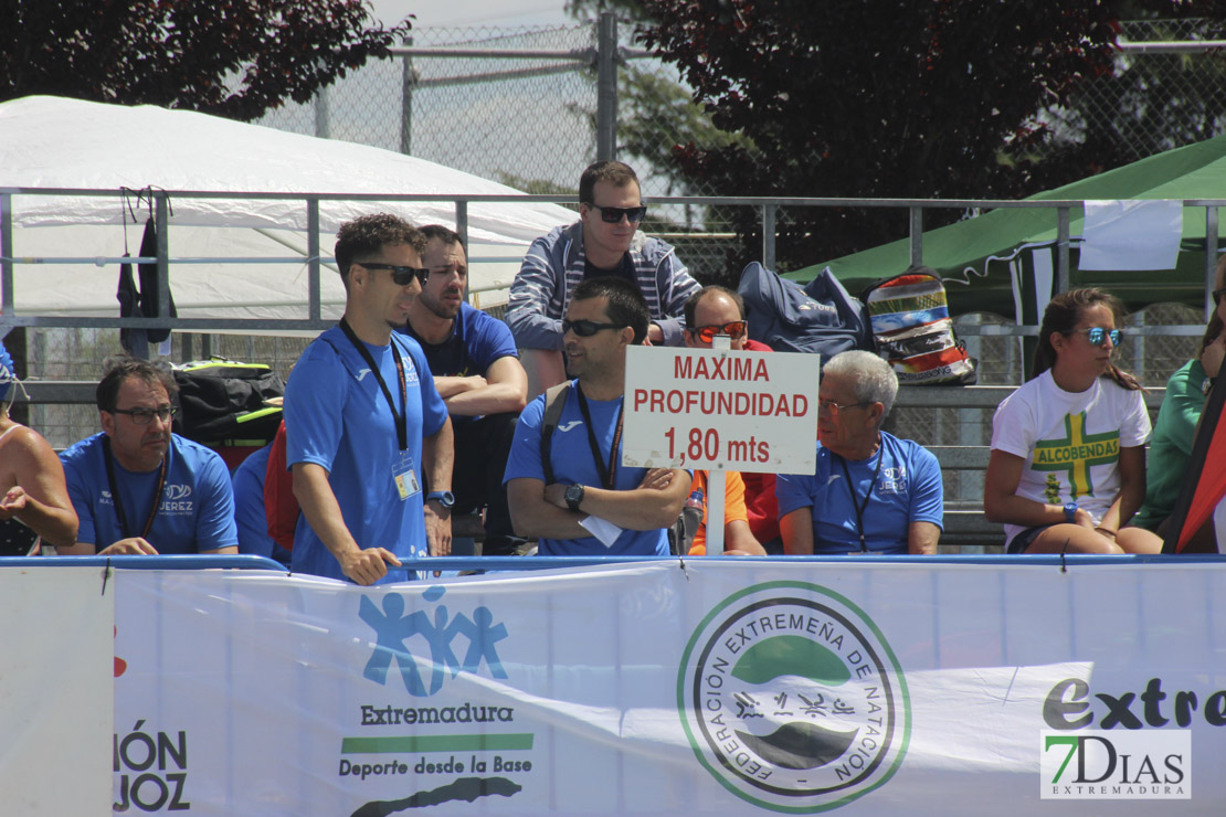 Imágenes del nacional de natación master en Badajoz II