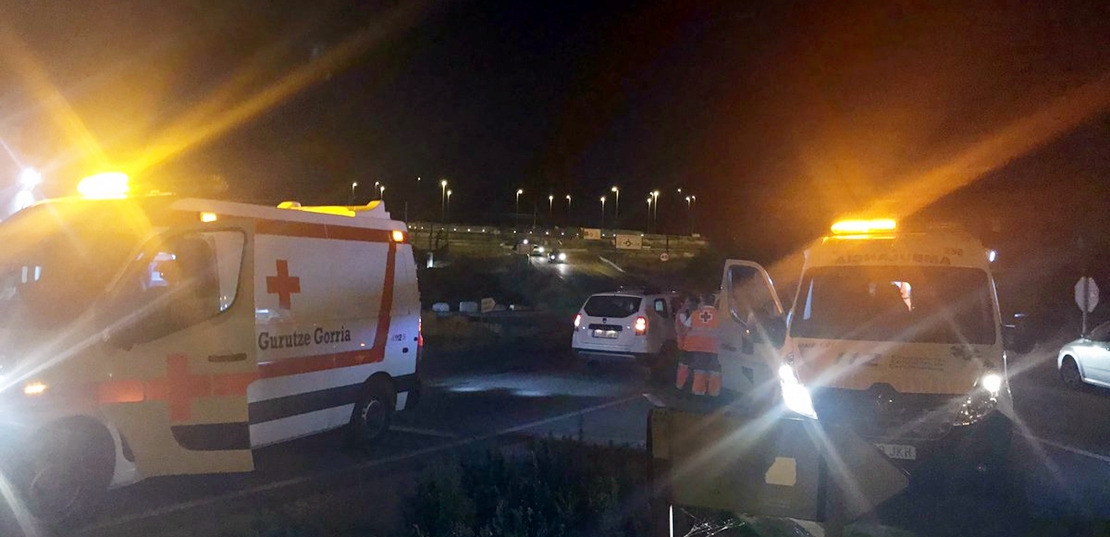 Herida en una colisión frontolateral  en la carretera de Gévora