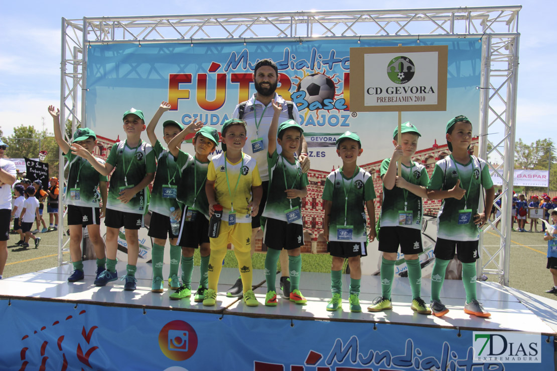 Imágenes del desfile del Mundialito de Clubes II