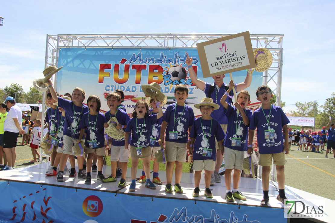 Imágenes del desfile del Mundialito de Clubes II