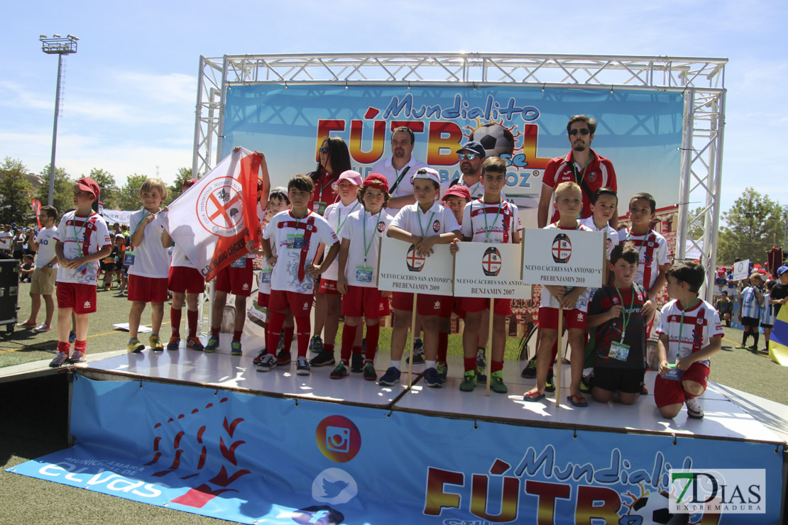 Imágenes del desfile del Mundialito de Clubes II