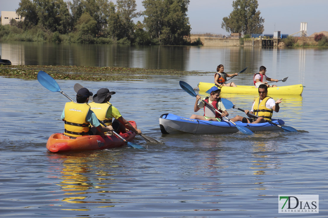 Imágenes de la jornada de puertas abiertas del Club Piragüismo Badajoz