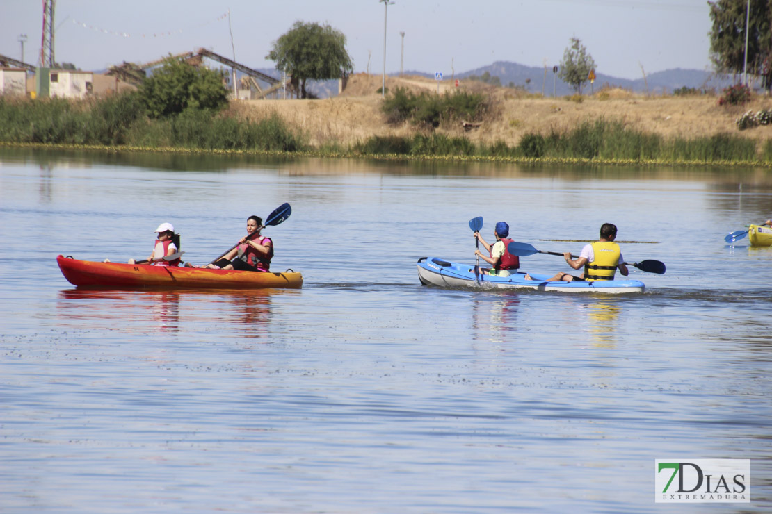 Imágenes de la jornada de puertas abiertas del Club Piragüismo Badajoz