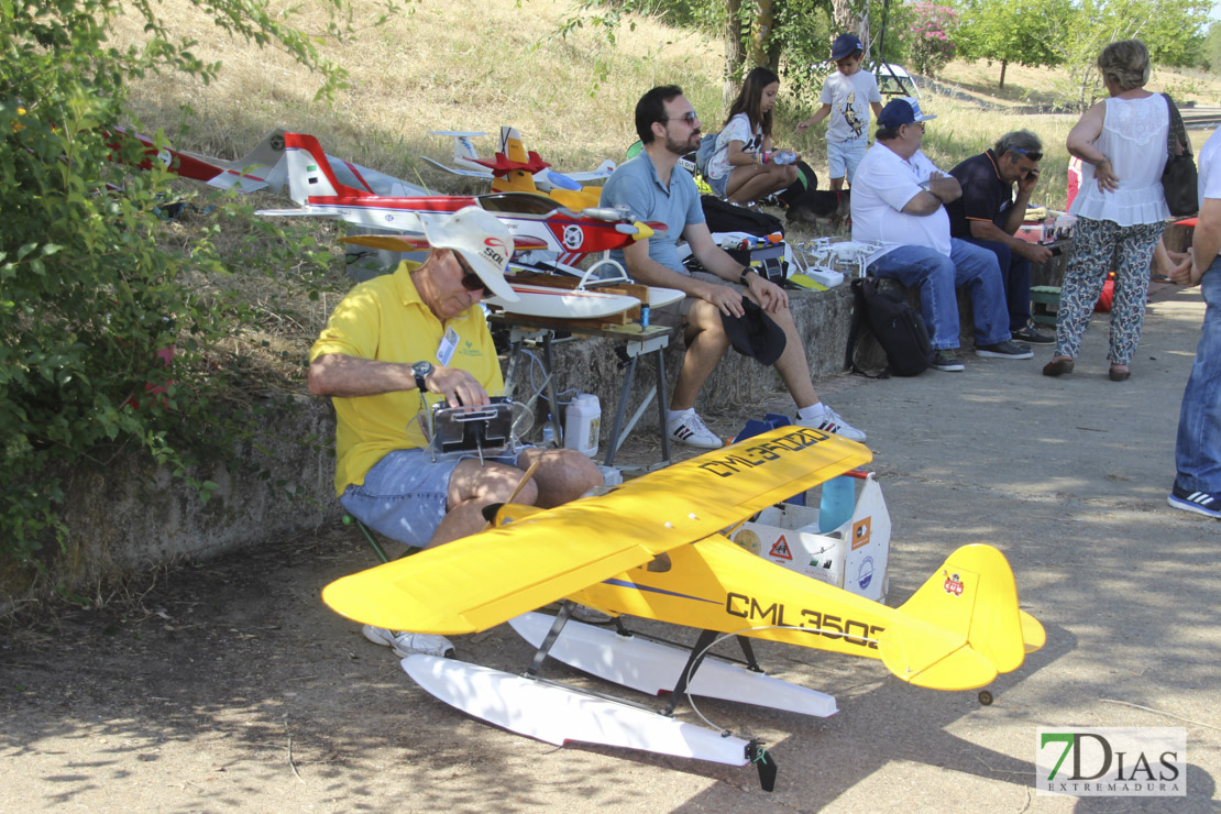 Imágenes de la exhibición de hidroaviones de Badajoz