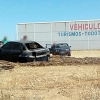 Un incendio en un vehículo sorprende a los ciudadanos en el mercadillo de Badajoz