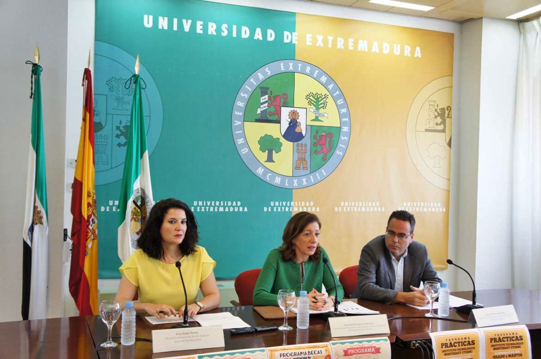 La UEx presenta los programas de movilidad de estudiantes con América