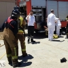 Varios bomberos atendidos tras apagar un incendio en oficinas de Caya