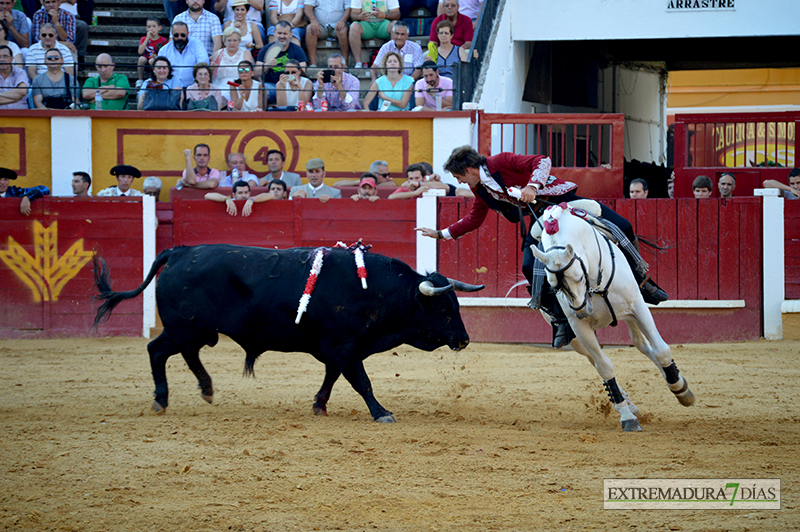 IU exige que los menores no puedan participar en festejos taurinos