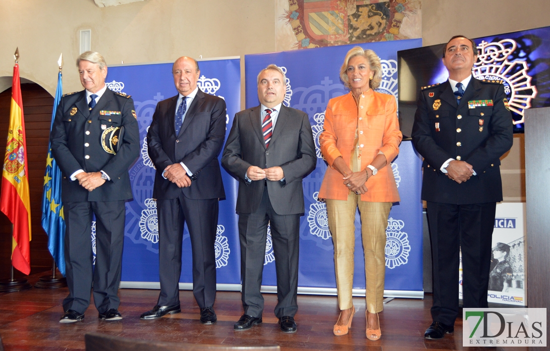 López Iglesias presenta en Badajoz el Día de la Policía Nacional