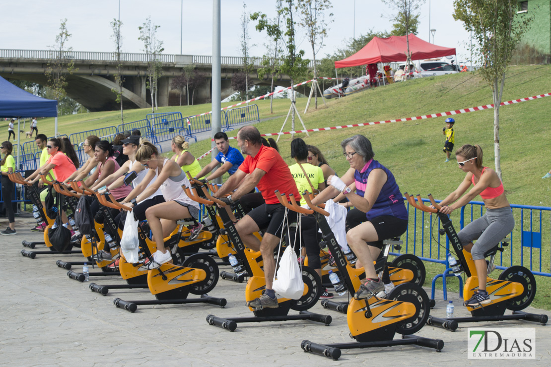 Los pacenses se pone en forma en el parque del Guadiana