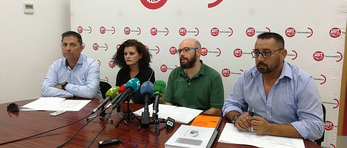 UGT denuncia los impagos de una empresa de transporte sanitario