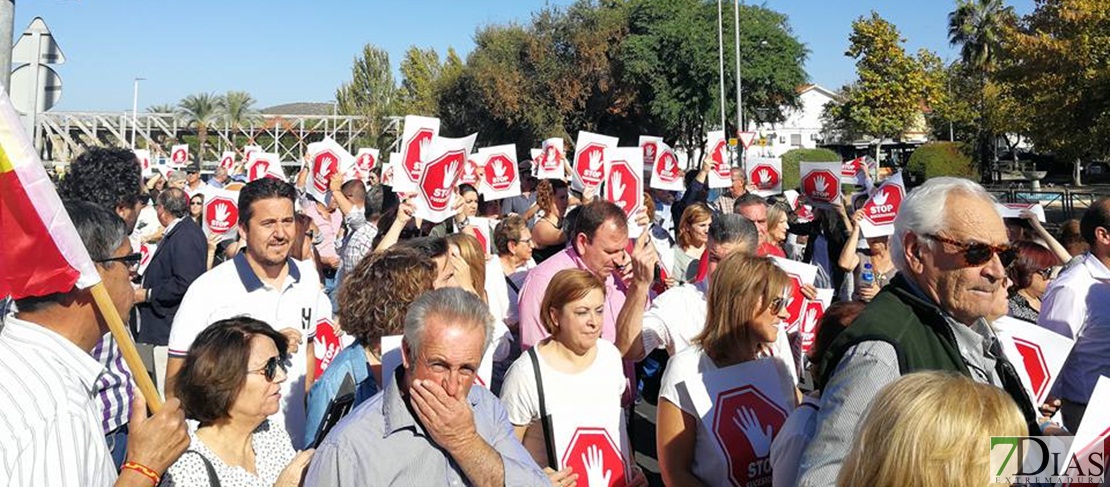 Los extremeños salen a la calle para exigir sus herencias