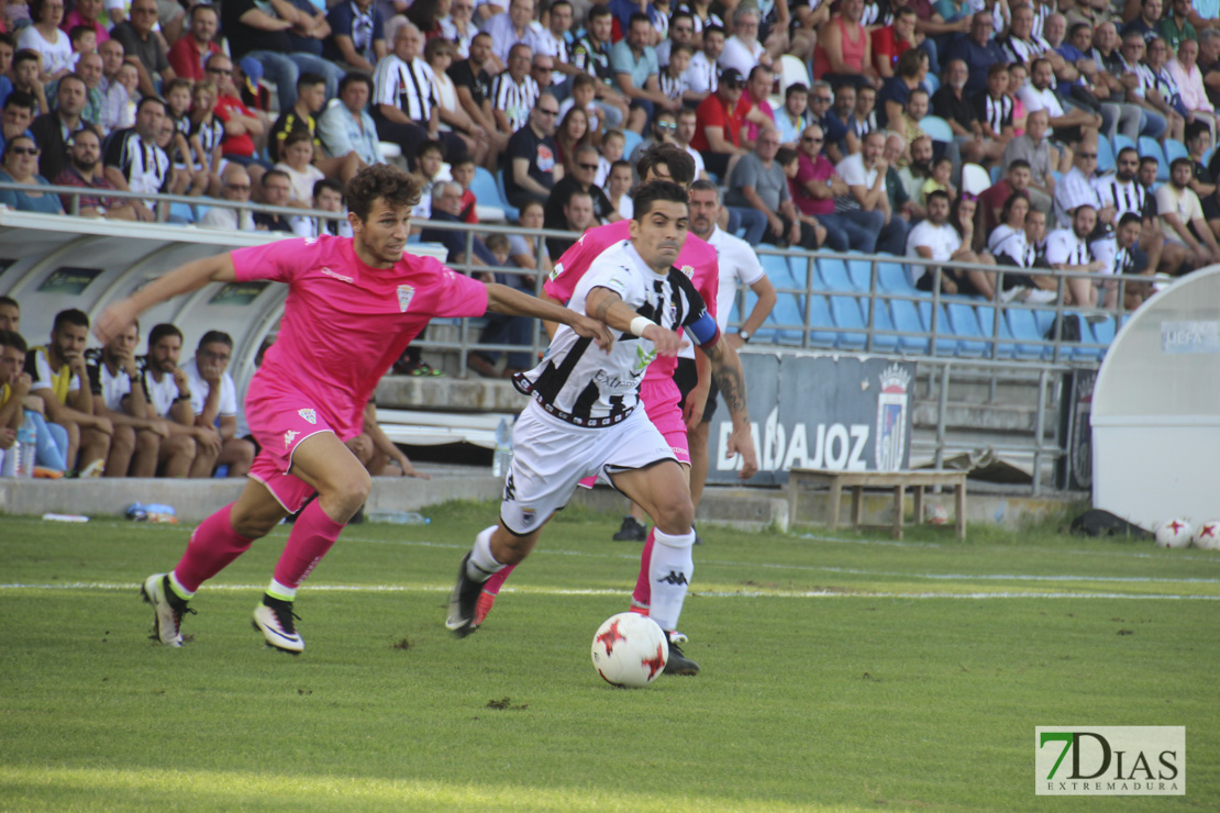 Imágenes del CD. Badajoz 3 - 0 Córdoba B