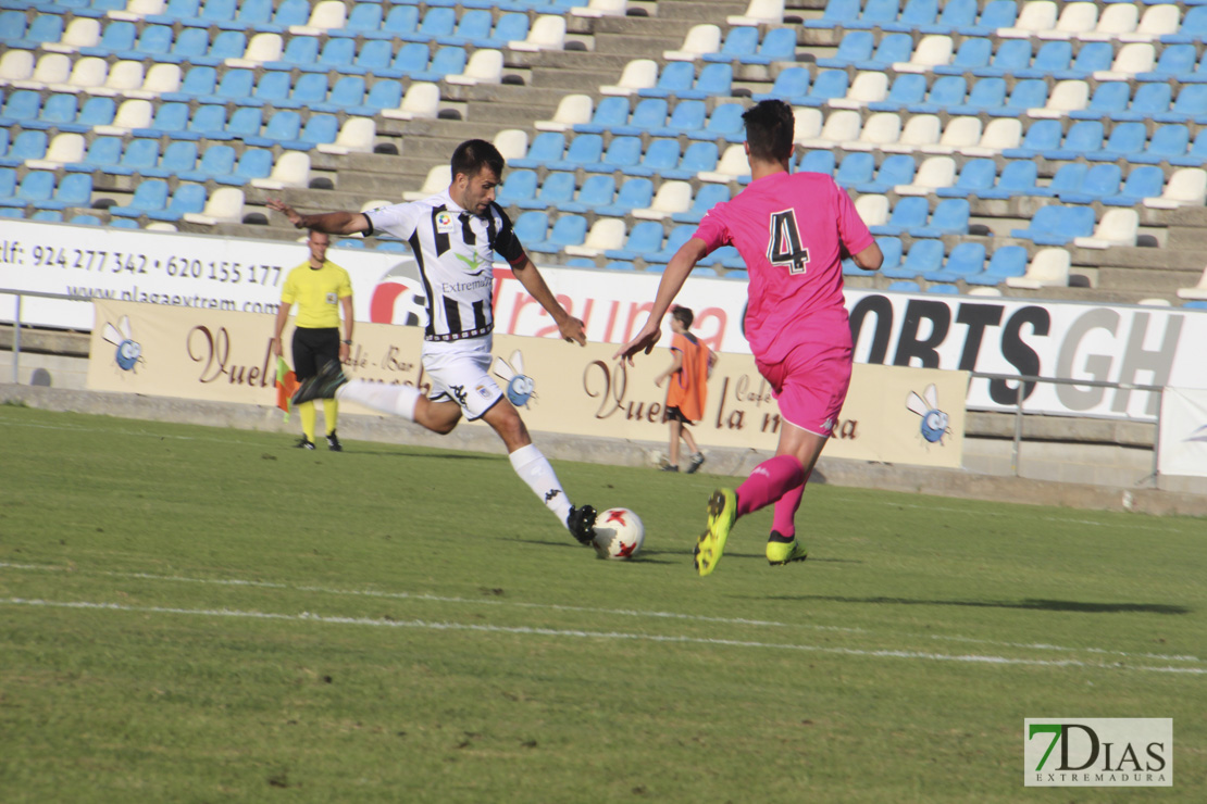 Imágenes del CD. Badajoz 3 - 0 Córdoba B