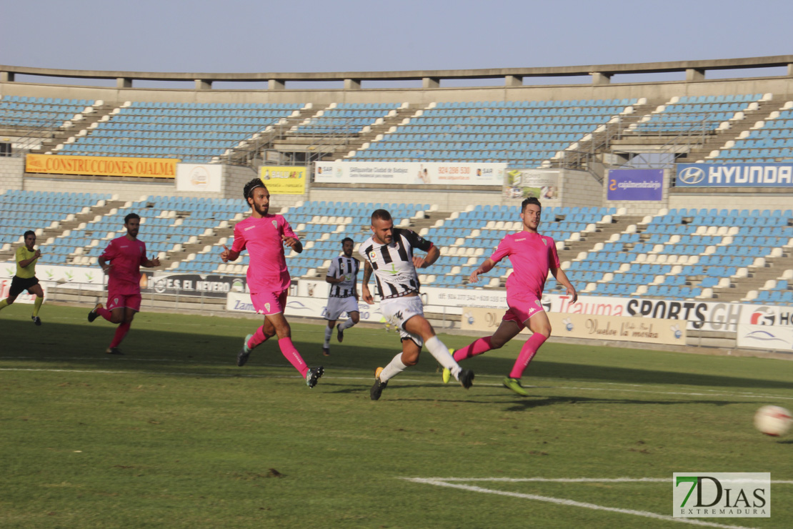 Imágenes del CD. Badajoz 3 - 0 Córdoba B