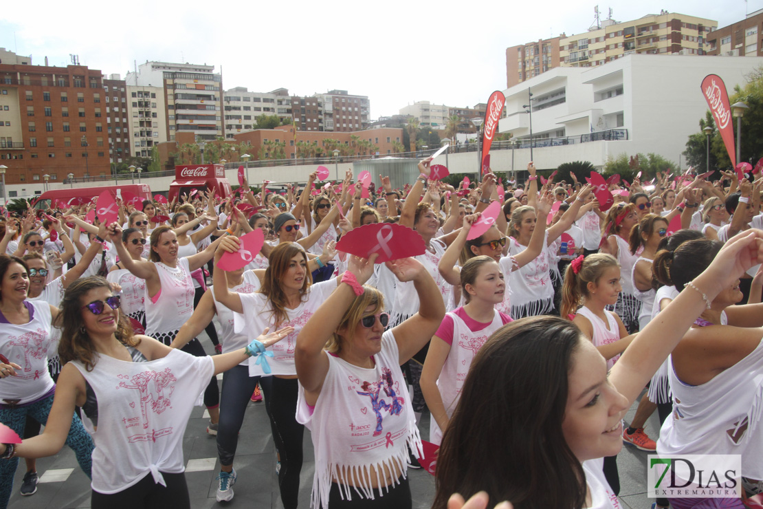 Imágenes del zumba solidario contra el cáncer de mama