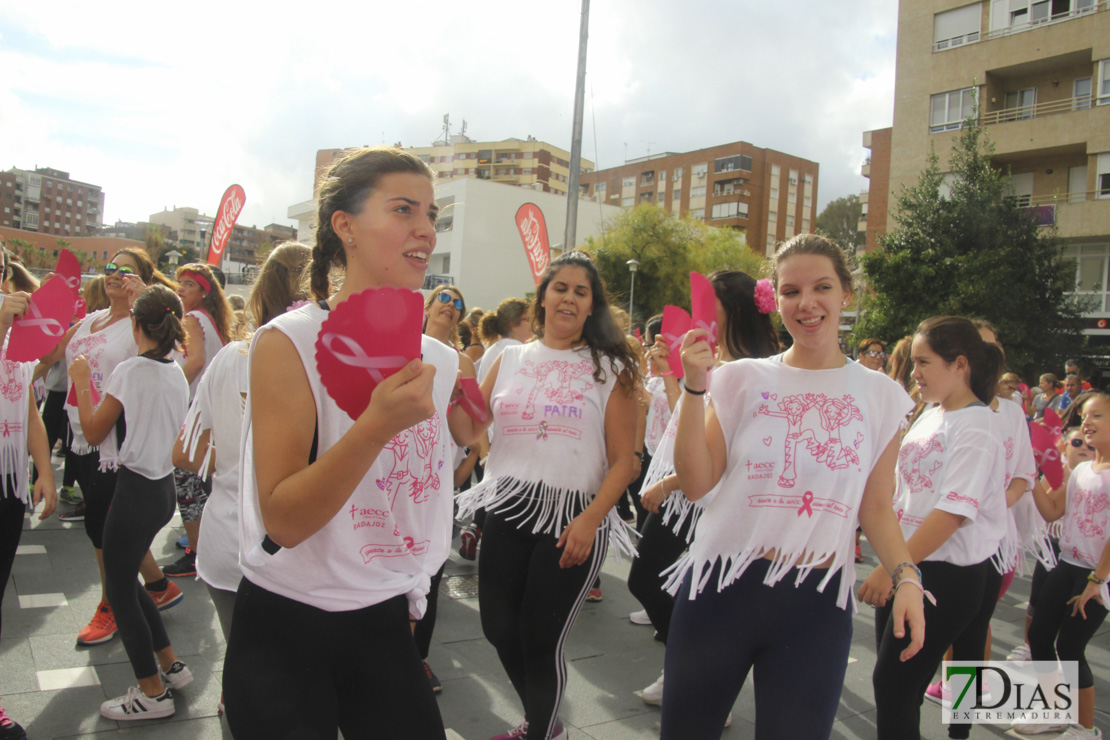 Imágenes del zumba solidario contra el cáncer de mama