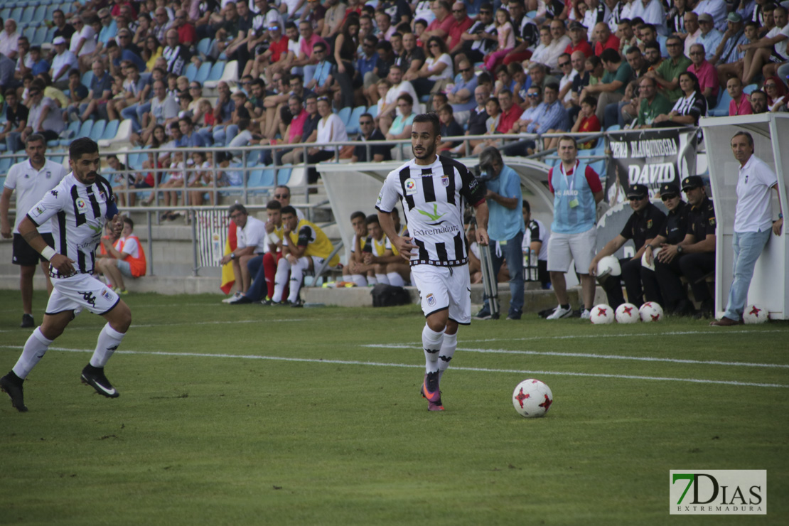 Imágenes del CD. Badajoz 1 - 1 Villanovense