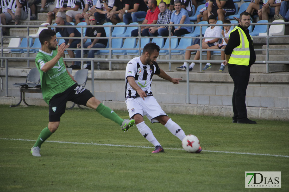 Imágenes del CD. Badajoz 1 - 1 Villanovense