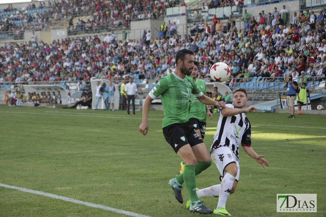 Imágenes del CD. Badajoz 1 - 1 Villanovense