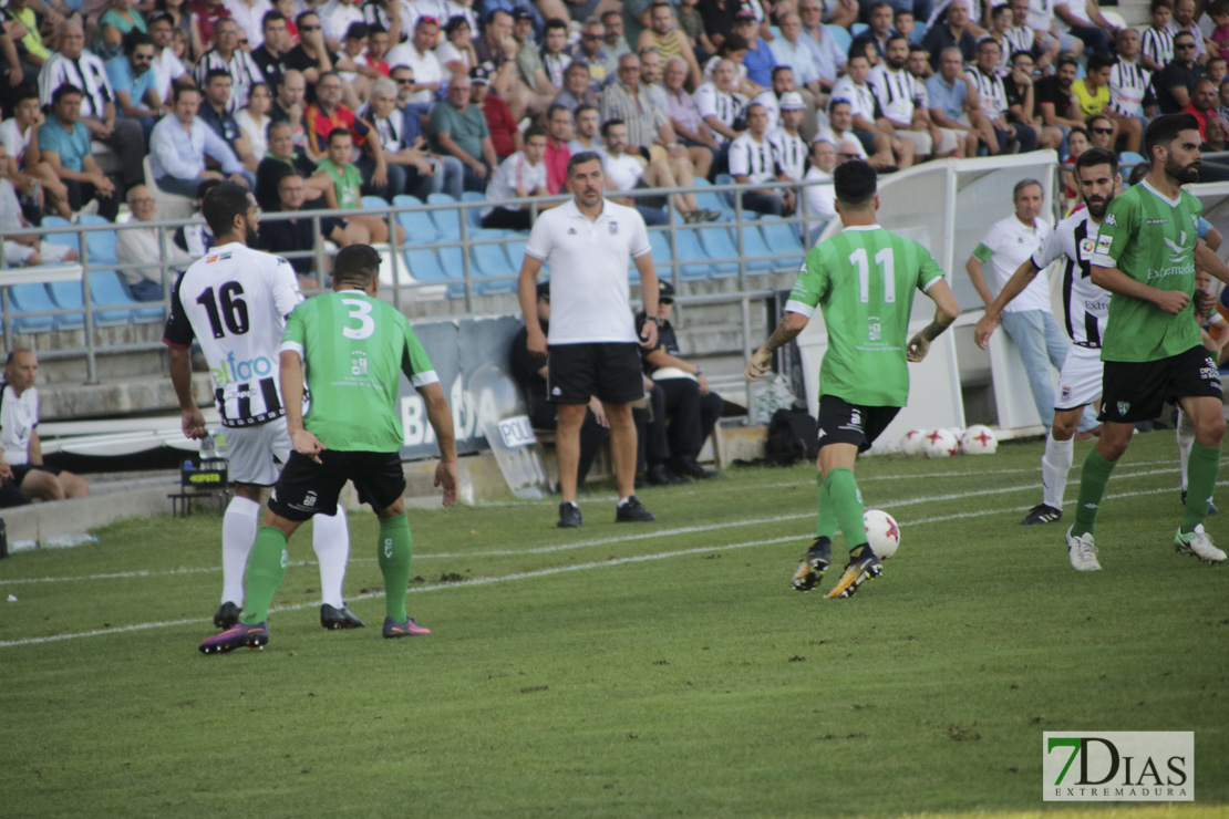 Imágenes del CD. Badajoz 1 - 1 Villanovense