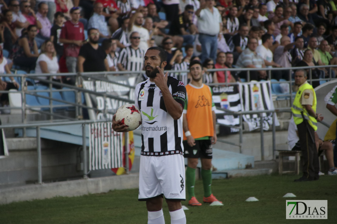 Imágenes del CD. Badajoz 1 - 1 Villanovense