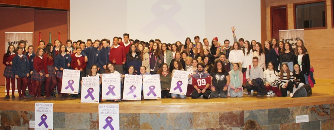 El IES Emérita Augusta gana el concurso de Flash Mob contra la violencia de género