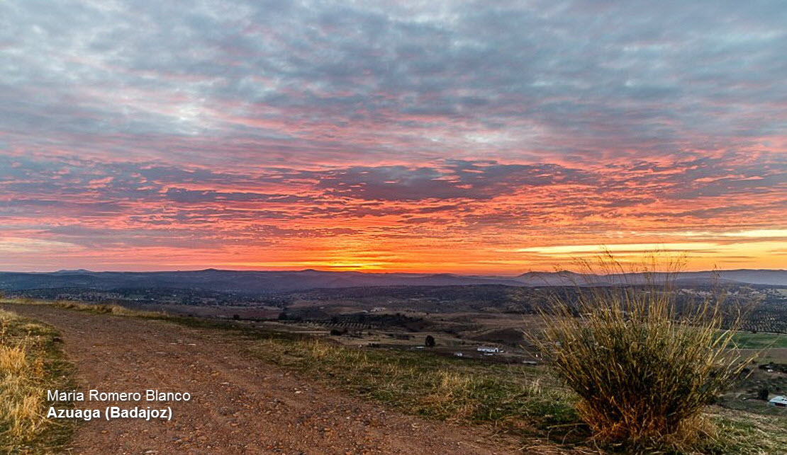 Espectaculares salidas y puestas de sol estos días en Extremadura