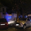 Un coche se empotra contra una vivienda en Las Vaguadas (Badajoz)