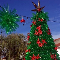 Entrín Bajo recicla por Navidad