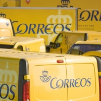 CCOO y UGT acusan al Gobierno de promover la inviabilidad de Correos