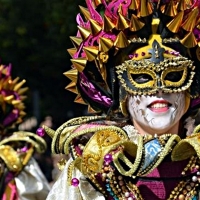 Las Monjas encargada de abrir el desfile de comparsas del Carnaval