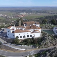 Ecologistas: “No a la mina de litio a cielo abierto en Cáceres capital”