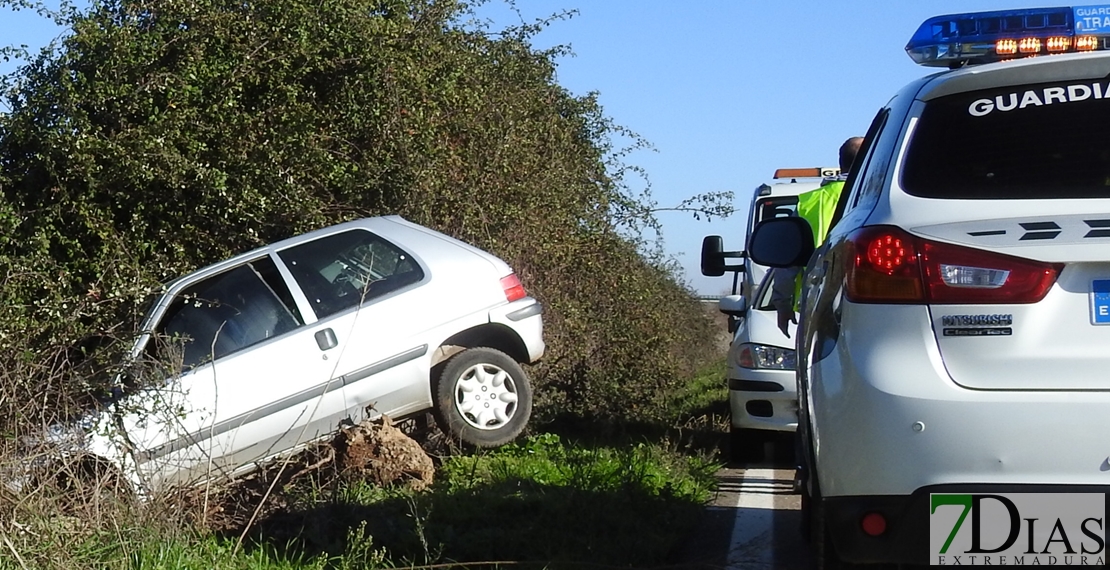 La carretera EX-209 a Montijo no deja de ofrecer noticias negativas